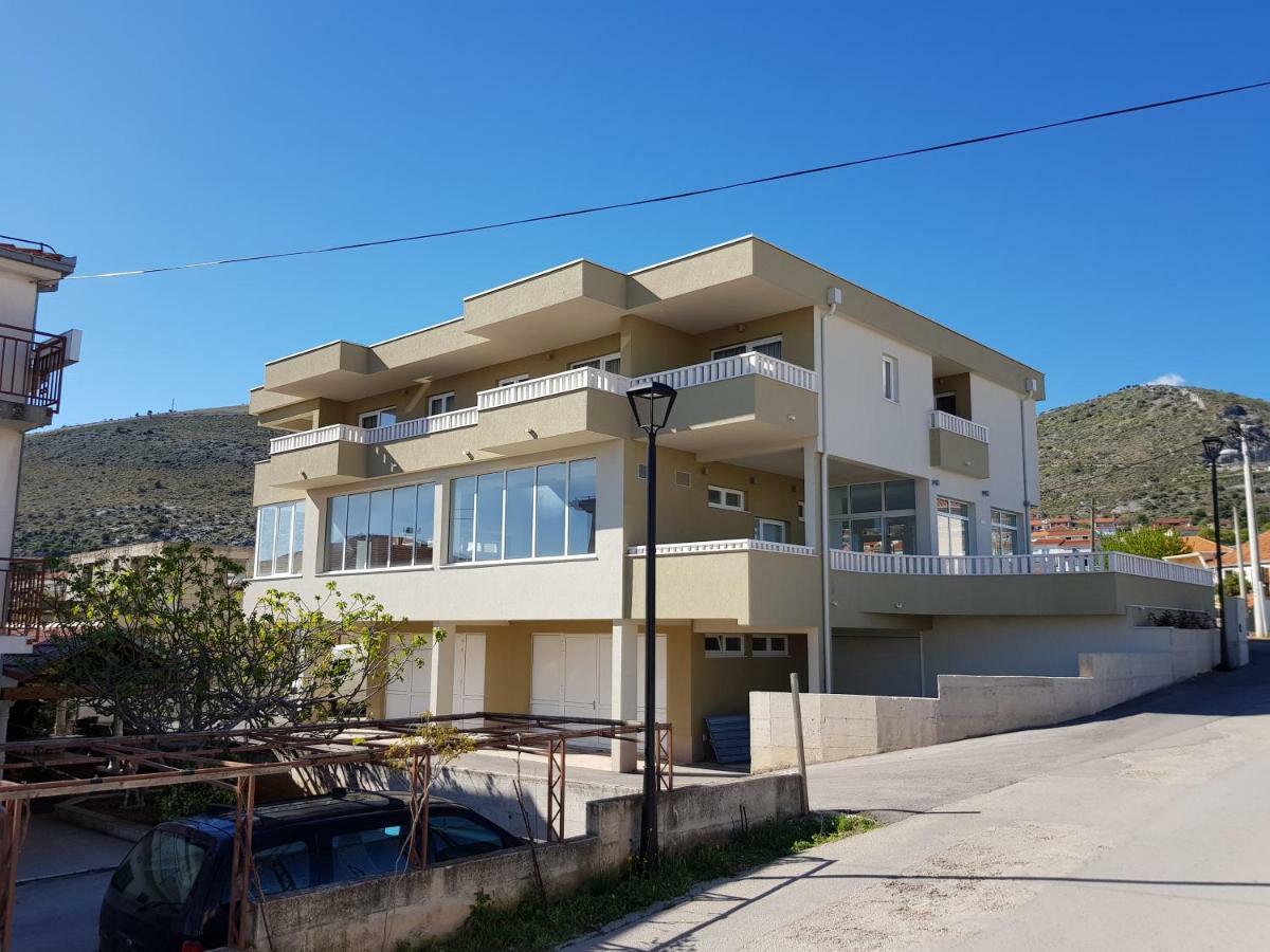 Apartmani Marella Seget Donji Ngoại thất bức ảnh