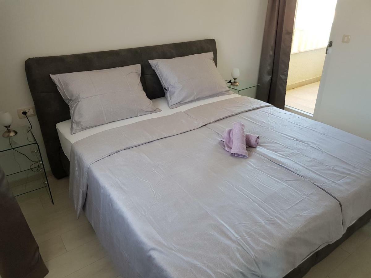 Apartmani Marella Seget Donji Ngoại thất bức ảnh