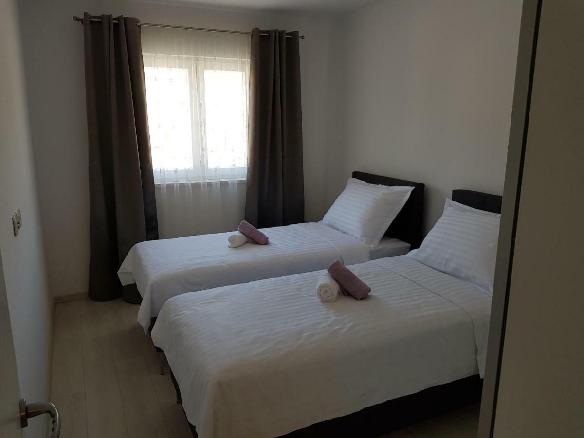 Apartmani Marella Seget Donji Ngoại thất bức ảnh
