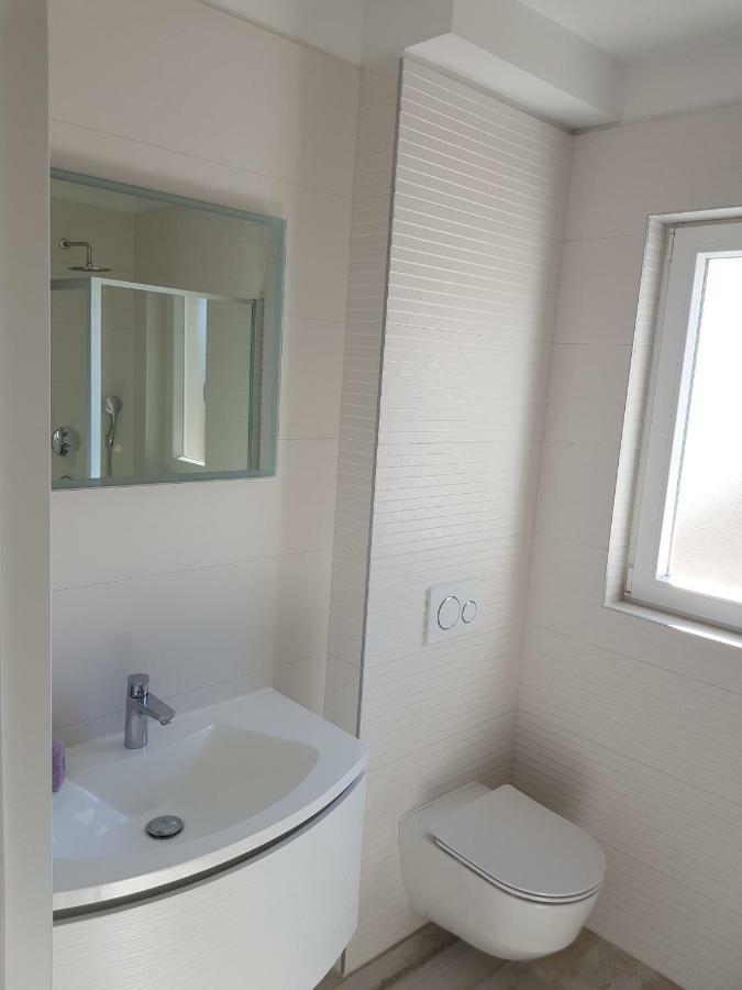 Apartmani Marella Seget Donji Ngoại thất bức ảnh