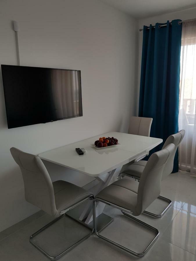Apartmani Marella Seget Donji Ngoại thất bức ảnh