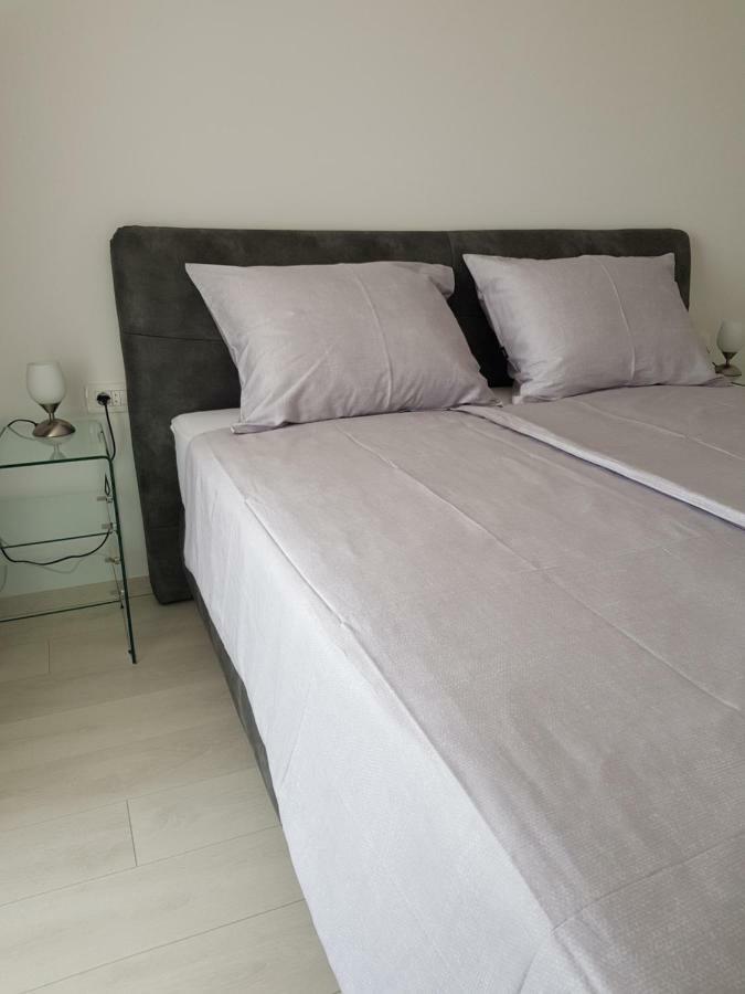 Apartmani Marella Seget Donji Ngoại thất bức ảnh